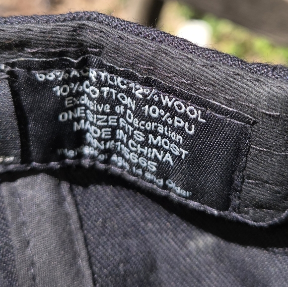 Snapback Original BioWorld faux snakeskin black & gold WUTANG 2015 lid - Picture 5 of 9